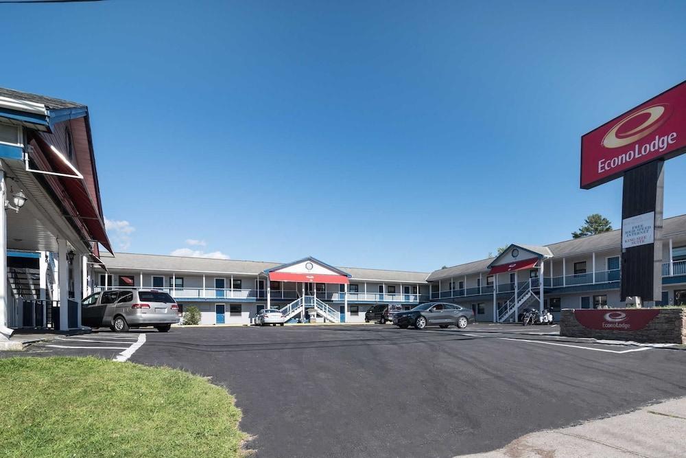 Econo Lodge Сент-Олбанс Екстер'єр фото